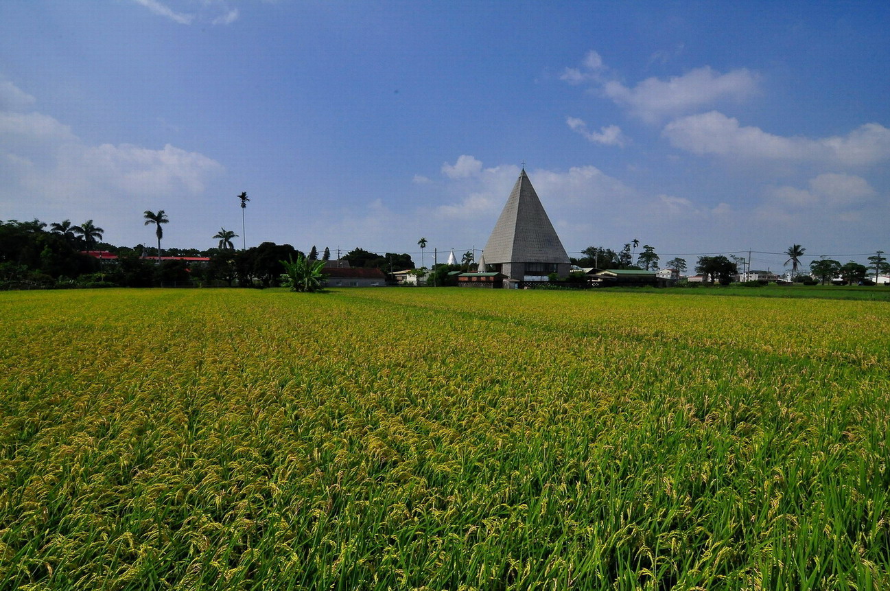 http://i.dcview.tw/gallery/201305/2a4cef526813db5b0d490200af481239.jpg