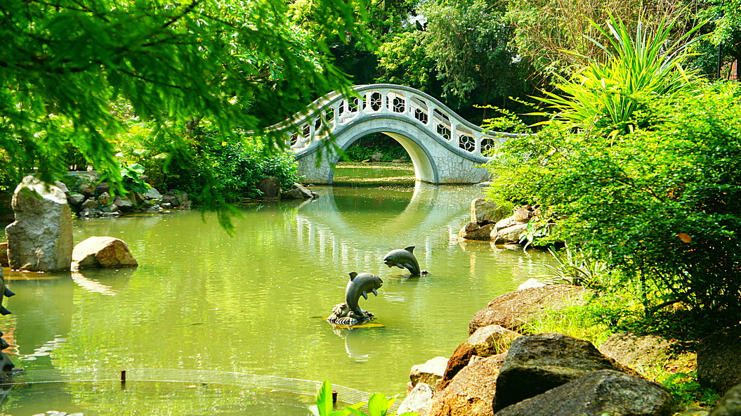 http://i.dcview.tw/gallery/201305/5f2c29187fe30347c852c8aa9aef8b53.jpg