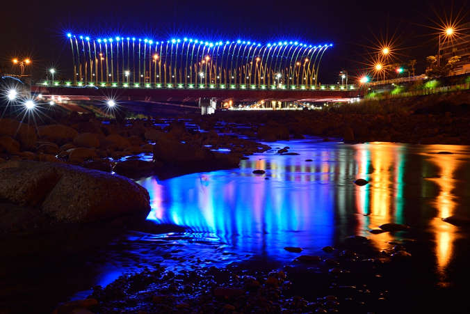 http://i.dcview.tw/gallery/201305/62fde46d15150539517e2a4a03174d45.jpg