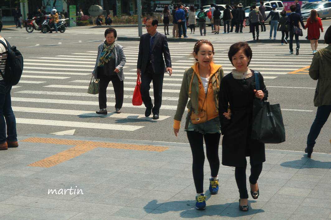 http://i.dcview.tw/gallery/201305/641f4e83702a643b5966ac7997d465e0.jpg