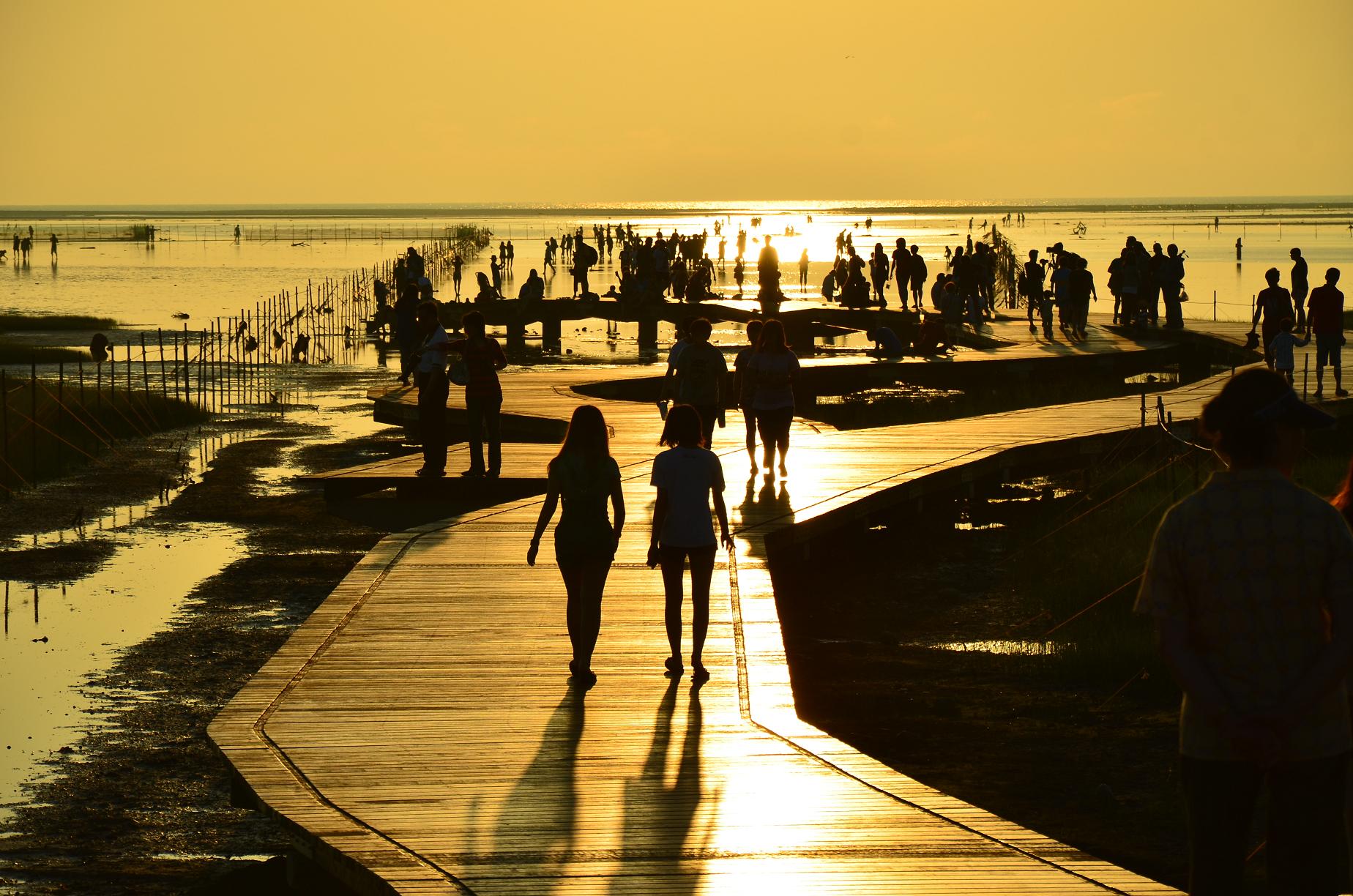 http://i.dcview.tw/gallery/201305/7aa5715d4fa5fb37a83a46f49779d752.jpg