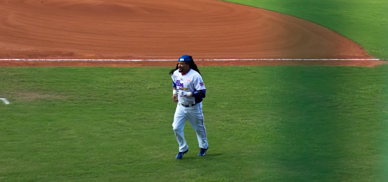 http://i.dcview.tw/gallery/201305/9f73bfb6828437fe3514f730d2369b62.jpg