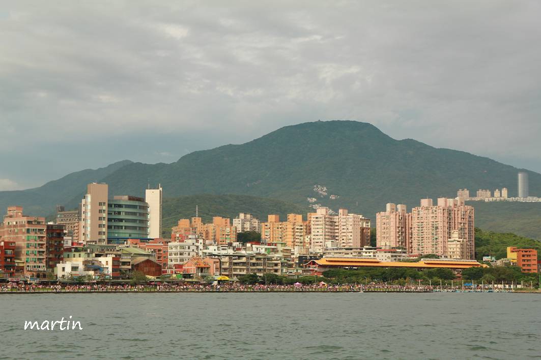 http://i.dcview.tw/gallery/201305/ad2234e887d7eec6f2a3480133cf62b3.jpg