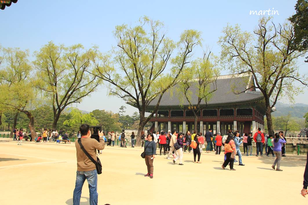 http://i.dcview.tw/gallery/201305/c3c99028d9783b0d0643f82e09d1020e.jpg