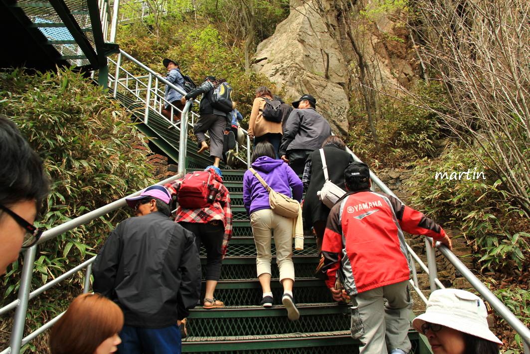 http://i.dcview.tw/gallery/201305/cb6afb45761e4bfb240ff922655f407e.jpg