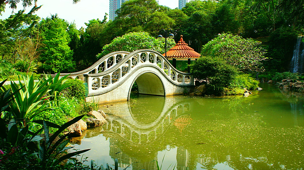 http://i.dcview.tw/gallery/201305/d663855a1bc379afa63c7bd8329f709a.jpg
