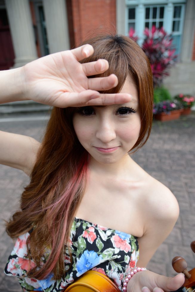 http://i.dcview.tw/gallery/201305/ddfff05cb34cb9438d81f24fa1f90271.jpg