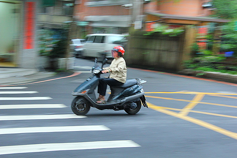 http://i.dcview.tw/gallery/201305/ecedbebe9e661af88de7e742e792ed68.jpg