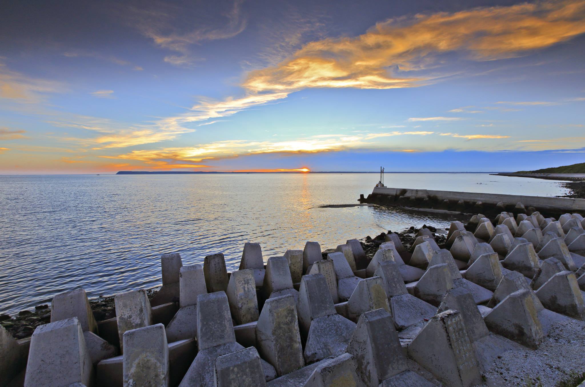http://i.dcview.tw/gallery/201306/0464586c027eebeaabb6424630d4a3d7.jpg