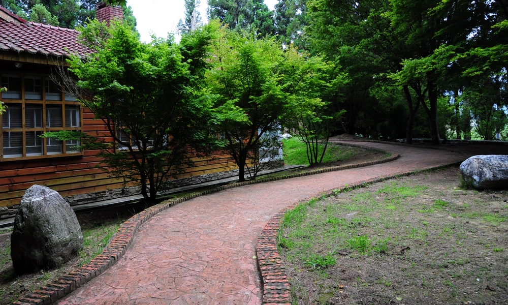http://i.dcview.tw/gallery/201306/10857f86991d747b3e5d355873274309.jpg