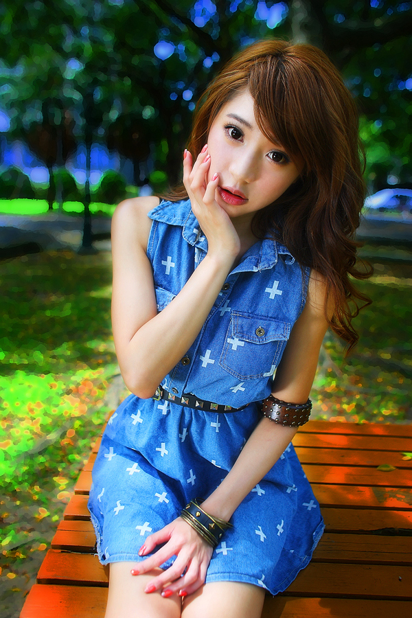 http://i.dcview.tw/gallery/201306/24dc215e059362f413fece09cc8d4c7d.jpg