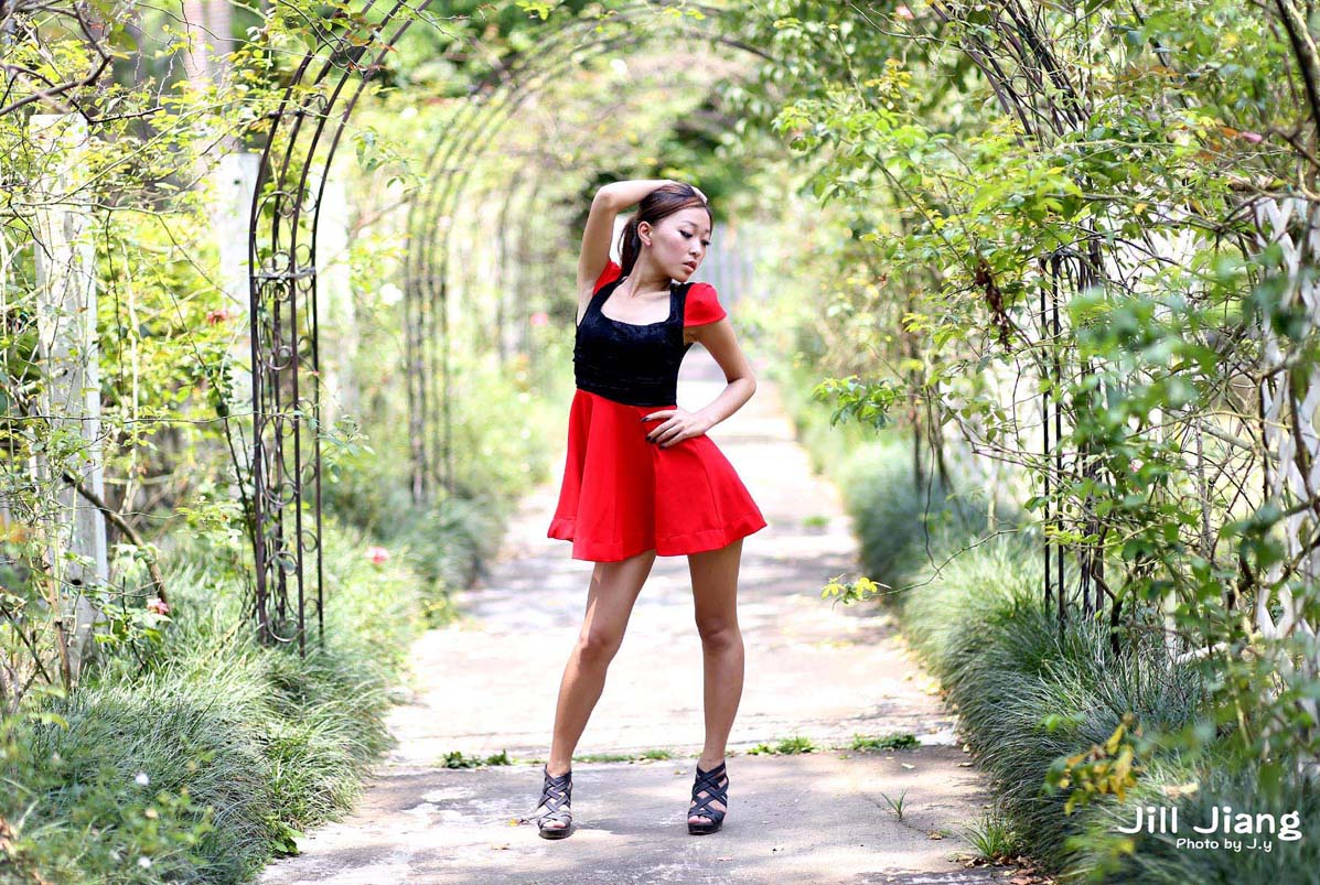 http://i.dcview.tw/gallery/201306/575e2217465bcf359749b5afaa69a871.jpg