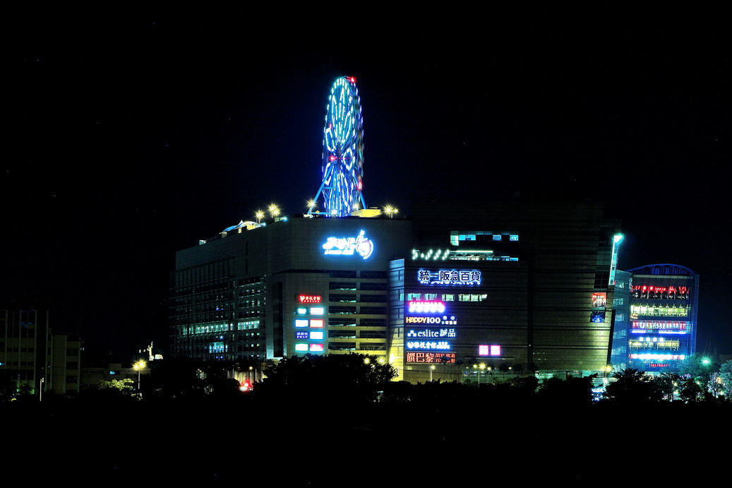 http://i.dcview.tw/gallery/201306/61e6f320b241b026d00ea761e9223f67.jpg