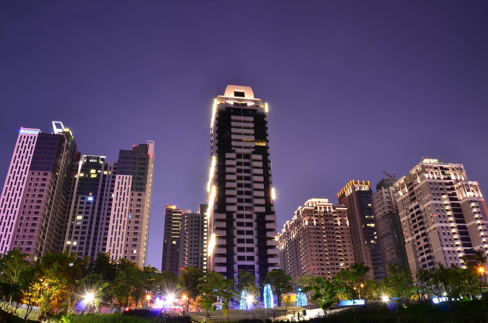http://i.dcview.tw/gallery/201306/7a88f3e2ab6d647a5a64649ec86a8074.jpg