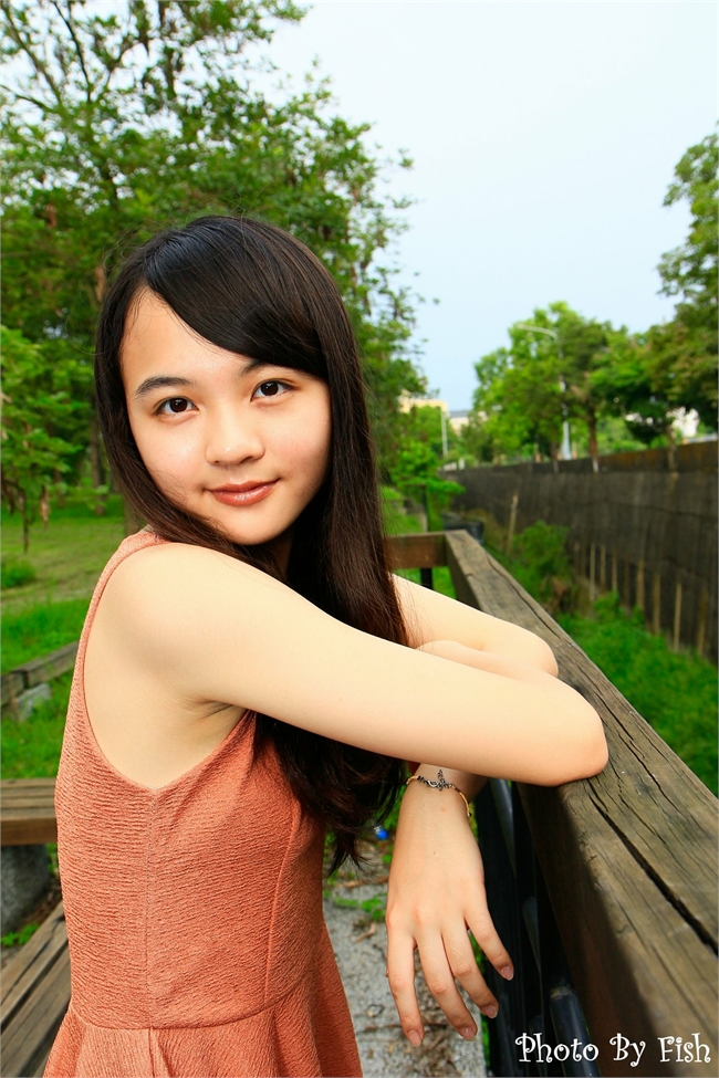 http://i.dcview.tw/gallery/201306/80291311f404fb4dc80c705a46e5766e.jpg