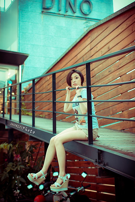 http://i.dcview.tw/gallery/201306/9f39894fd1f1f20efdd50e5809e8de74.jpg