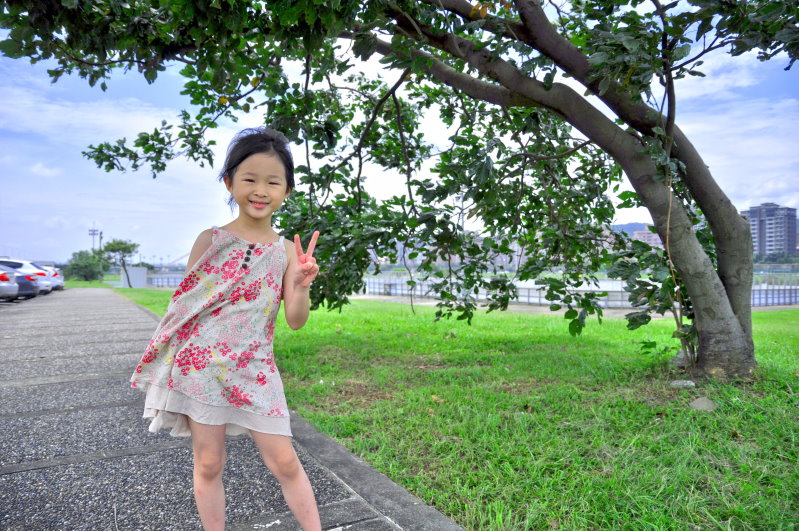http://i.dcview.tw/gallery/201306/fa20ed89aa8bb6819ca37bad241d0394.jpg