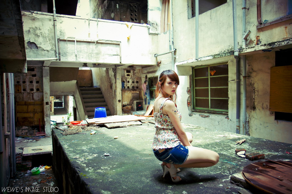 http://i.dcview.tw/gallery/201307/26d4b5fc386092164f13ac8c82bd1b8b.jpg