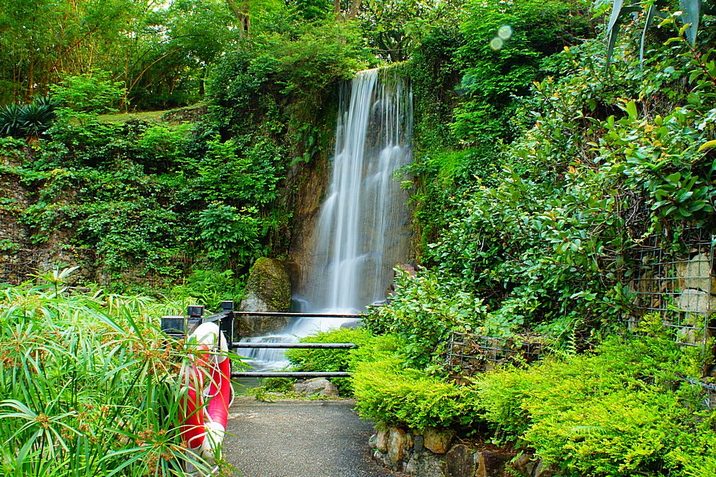 http://i.dcview.tw/gallery/201307/3570784c180353568a90ae7d3ed2c3ca.jpg