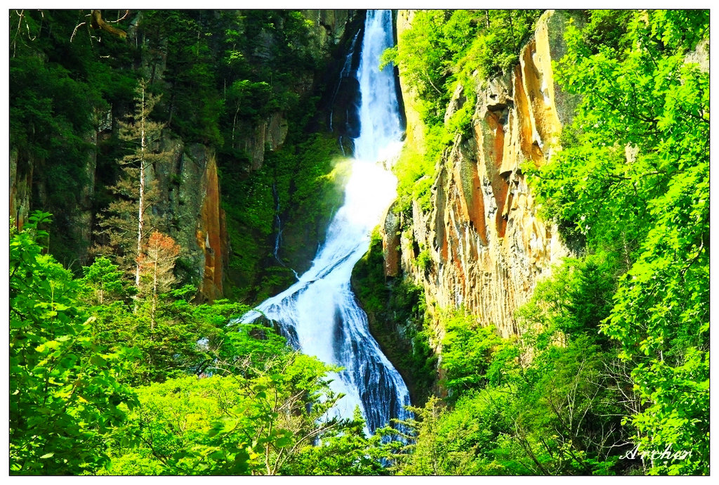 http://i.dcview.tw/gallery/201307/49462116d85ec9e708202660f5d0208d.jpg