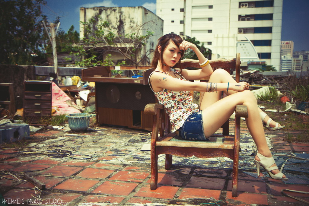 http://i.dcview.tw/gallery/201307/6c7626cb760f048de9a43cf689387509.jpg