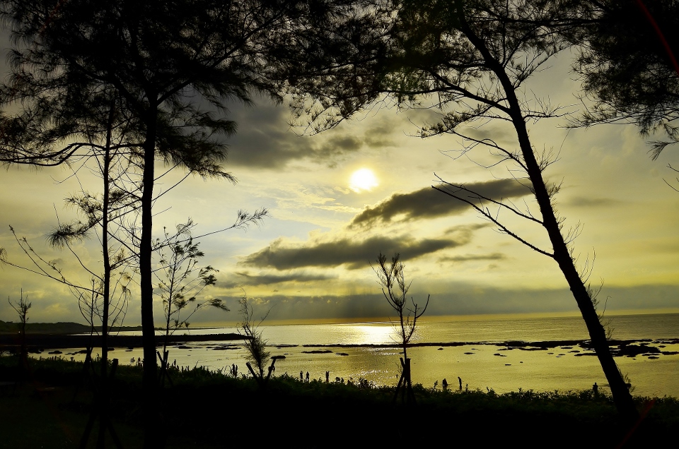 http://i.dcview.tw/gallery/201307/6d74549fb0e394b3a49495b19e854b7d.jpg