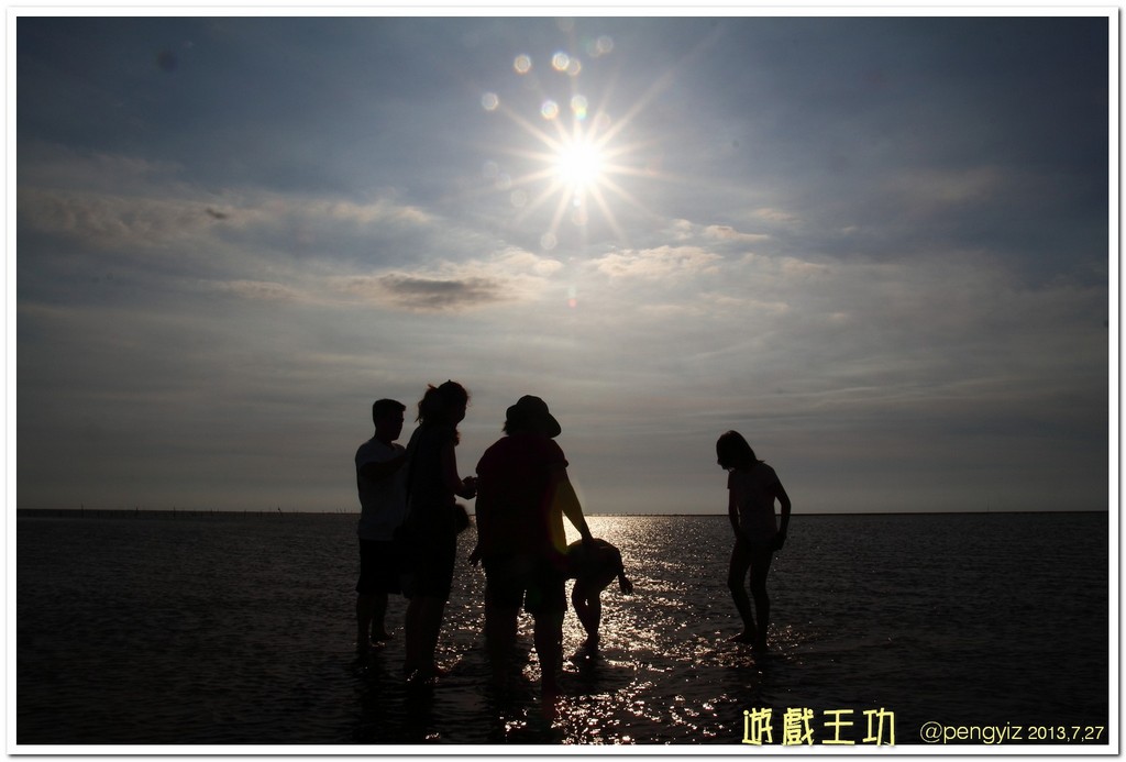 http://i.dcview.tw/gallery/201307/9935cbf4e3ded3f9d855d5acd455b4fb.jpg
