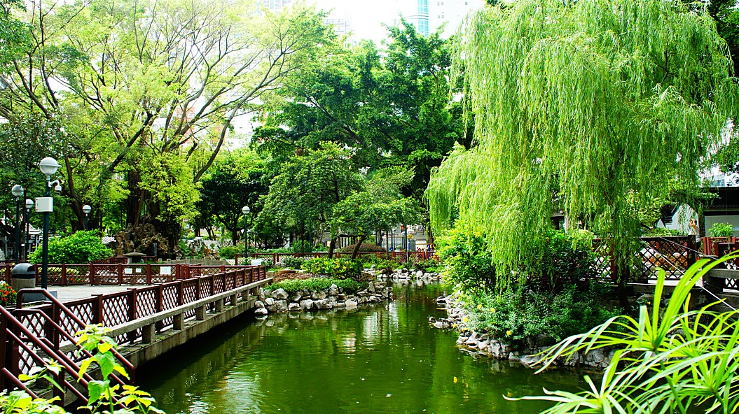 http://i.dcview.tw/gallery/201307/a5f8e36fb1d7546266b8210ad5fbf709.jpg