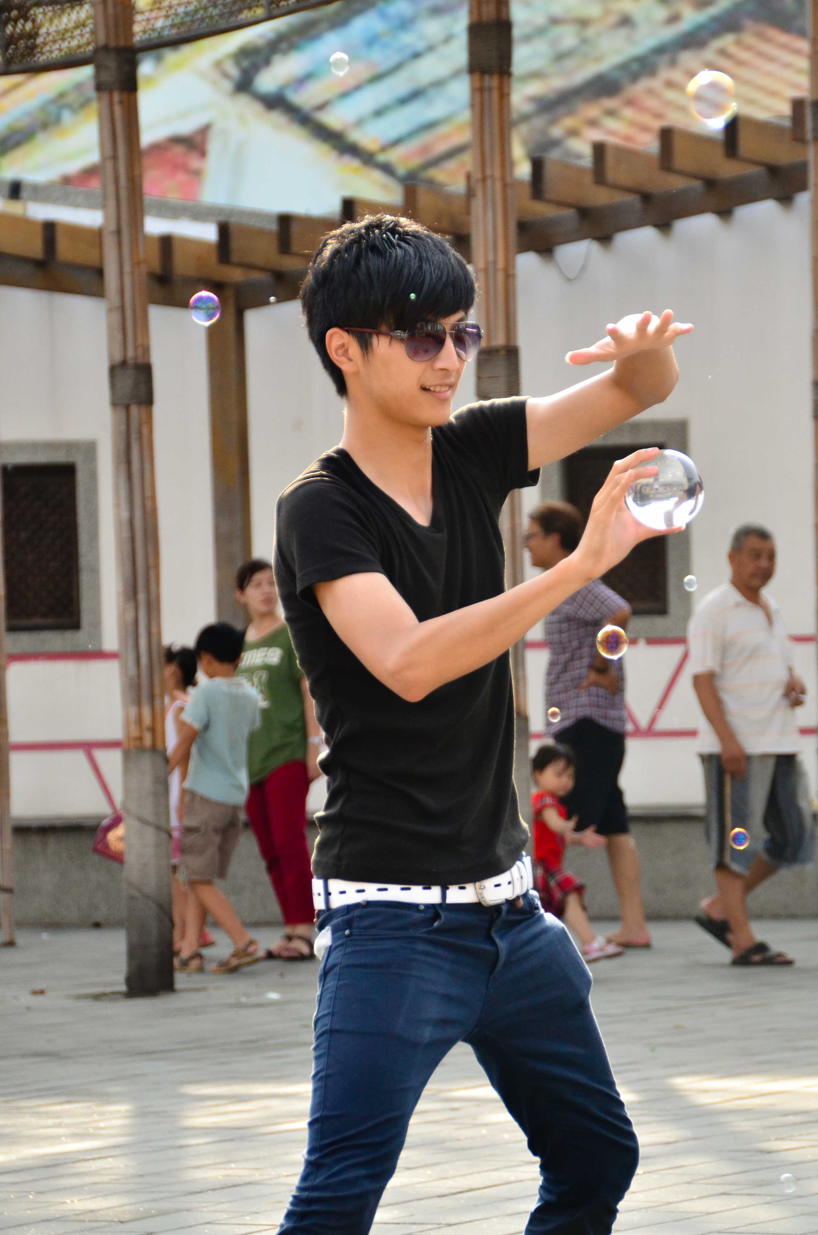 http://i.dcview.tw/gallery/201307/ff5b8f96717d16ba319162f4fec0cc83.jpg