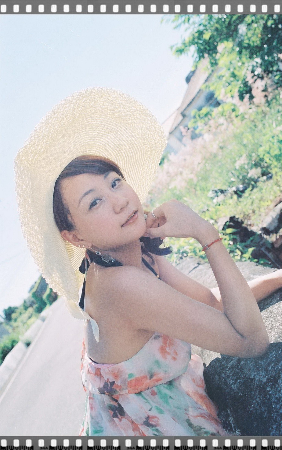 http://i.dcview.tw/gallery/201308/02c9bb95973f458a37e32176337b65ad.jpg