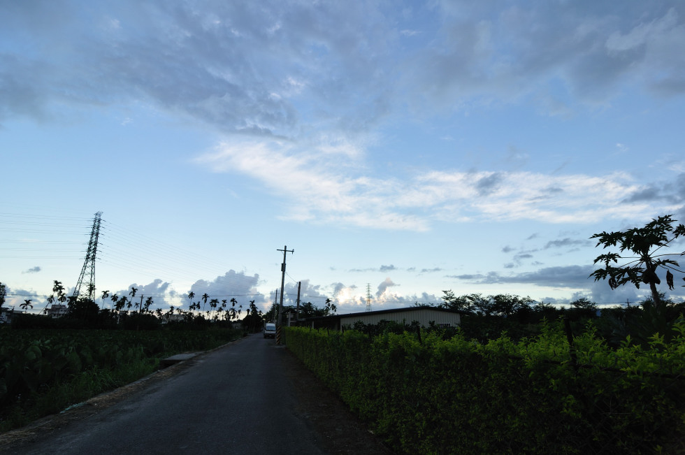 http://i.dcview.tw/gallery/201308/15722953d58ee11732e3c9f0f6c13a37.jpg