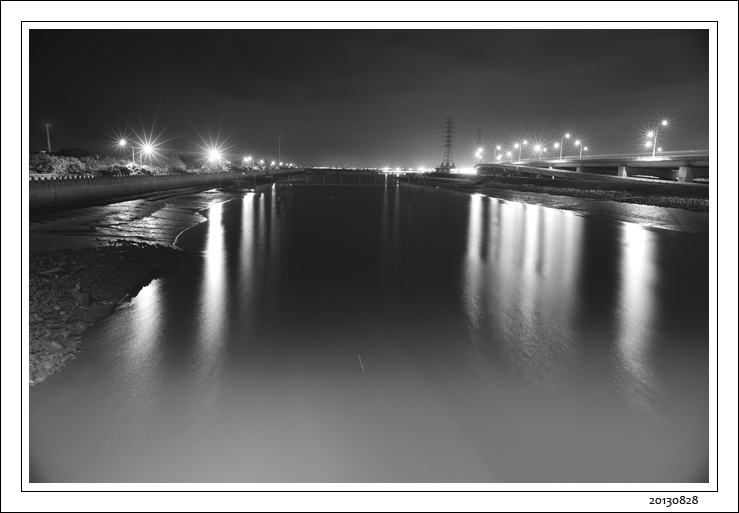 http://i.dcview.tw/gallery/201308/31292c5293c22aa0ff2400f29ca33dc4.jpg