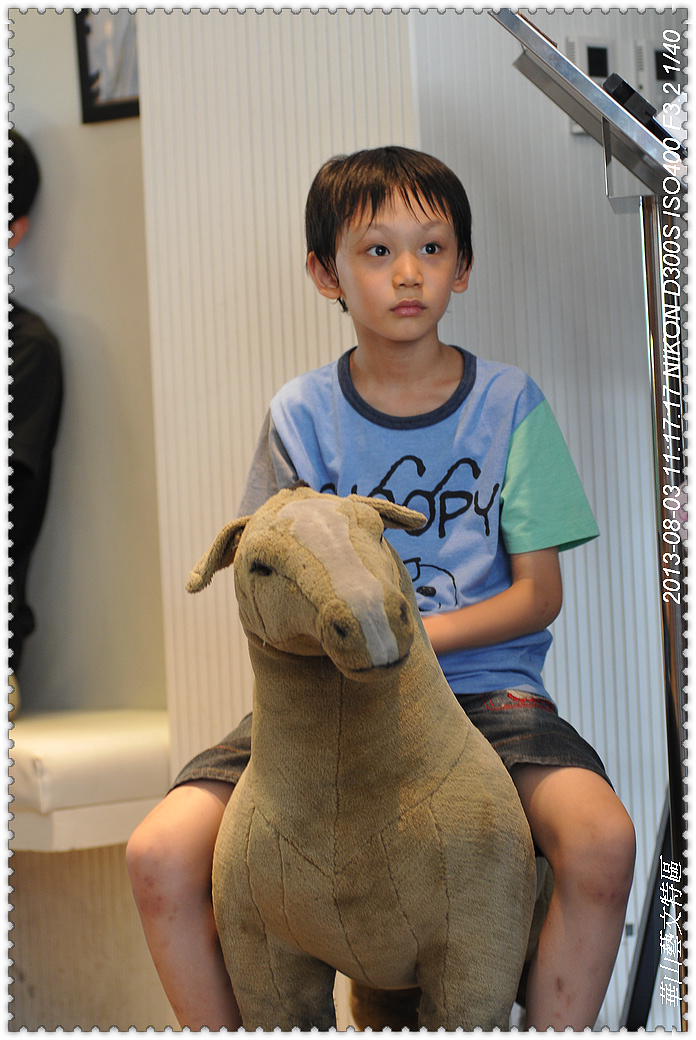 http://i.dcview.tw/gallery/201308/4800b87a589e50204b684faae5935a39.jpg