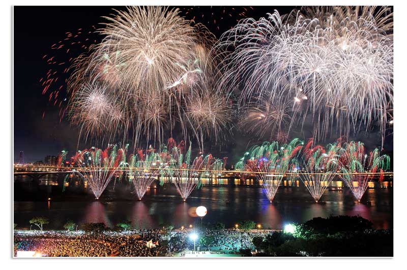 http://i.dcview.tw/gallery/201308/4fe580fed8af0c7a6ce27006194bc807.jpg