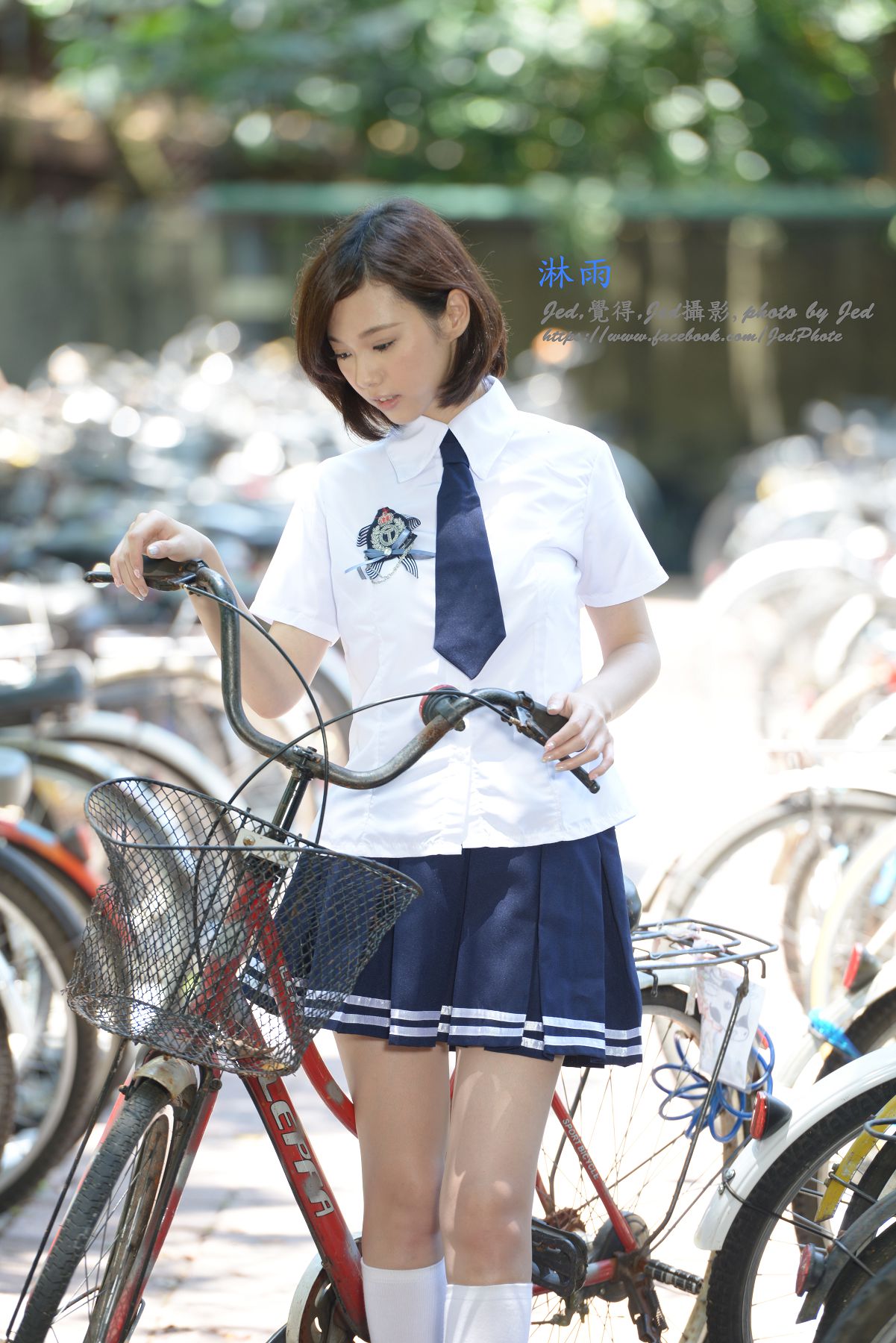 http://i.dcview.tw/gallery/201308/64cbb071ea4b9f27c9209b5de249ed7e.jpg