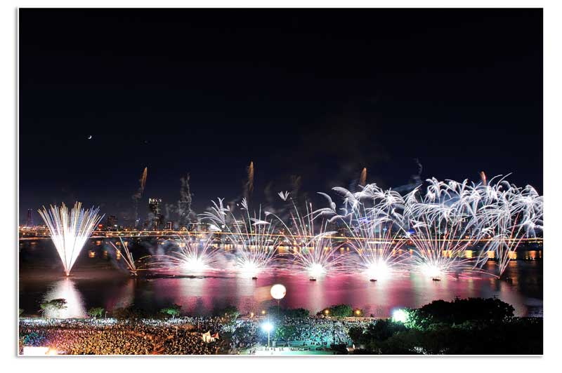 http://i.dcview.tw/gallery/201308/8fcc6d34079c1fae15098907ca54024c.jpg