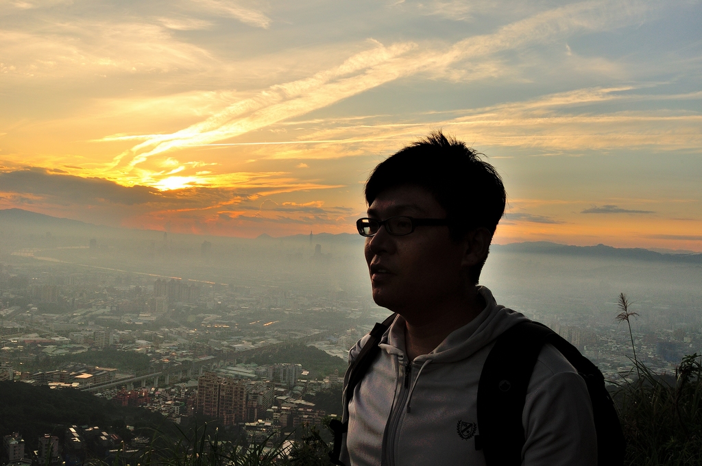 http://i.dcview.tw/gallery/201308/98bbf8fab7893f10848f7d69893c9712.jpg