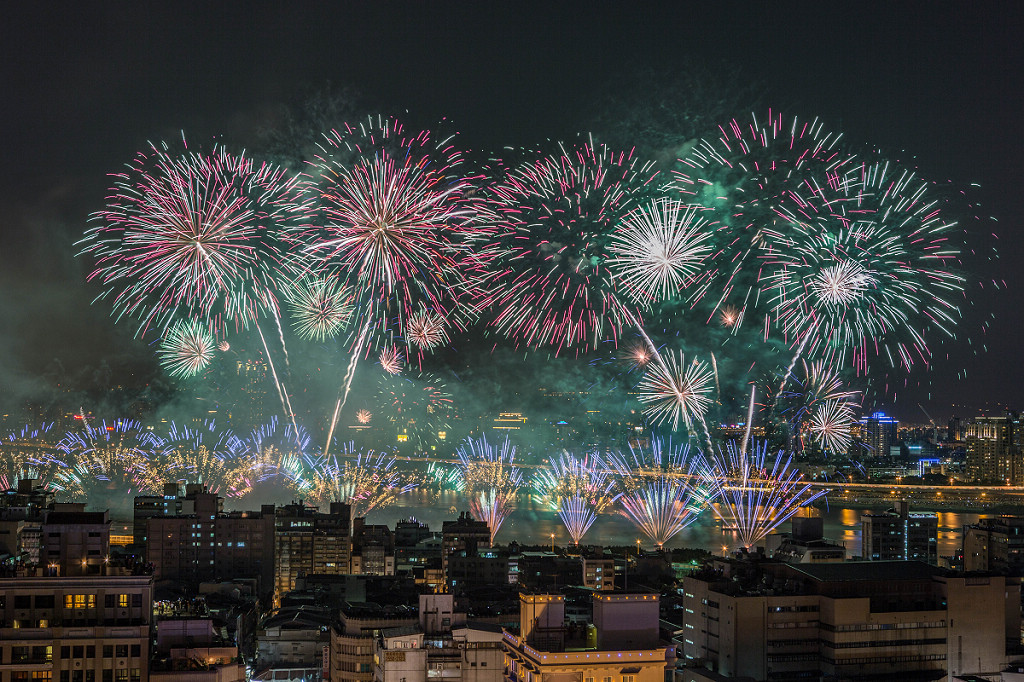 http://i.dcview.tw/gallery/201308/a52c8b5b302f769389ea0fa60f2984cc.jpg