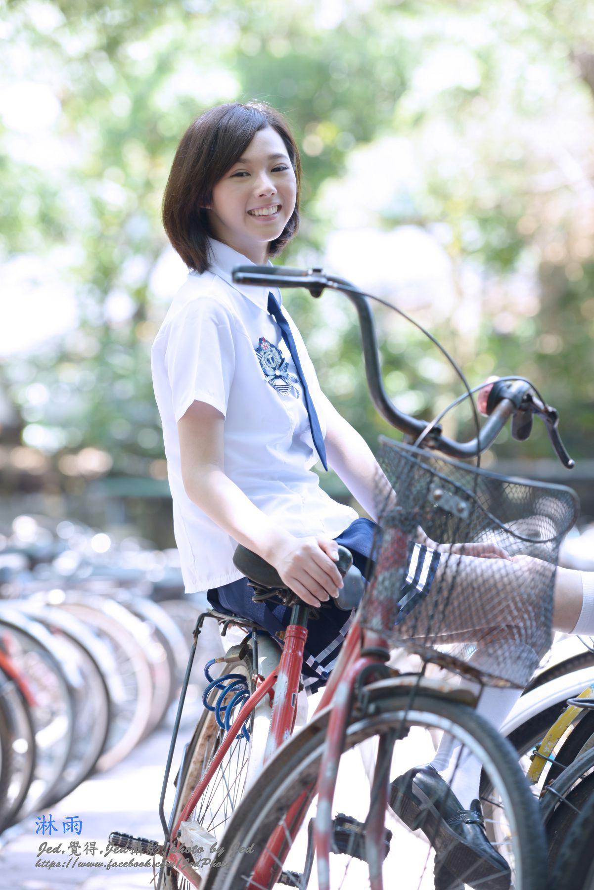 http://i.dcview.tw/gallery/201308/e88668fc3876a1a553690703538cf813.jpg