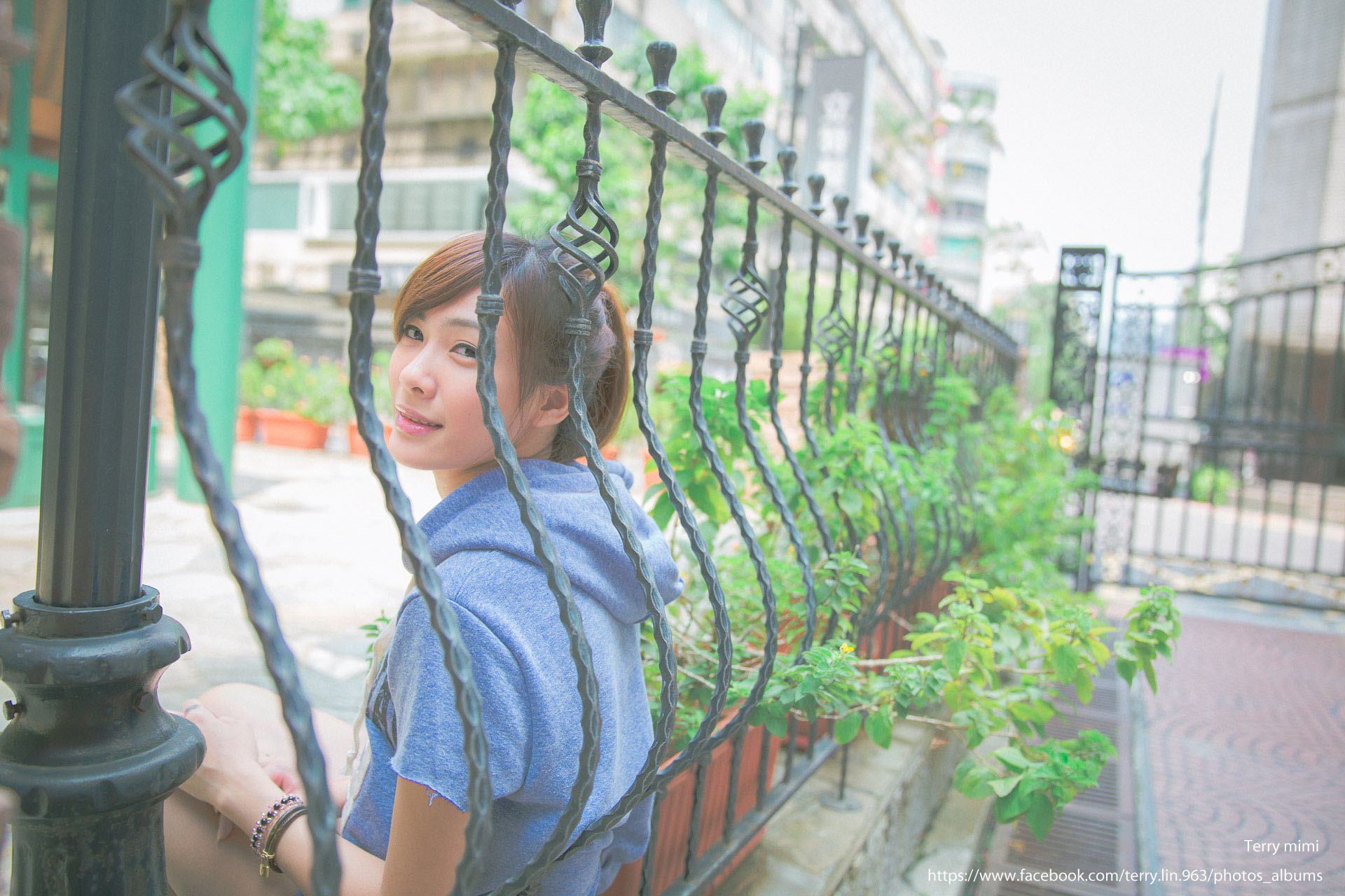 http://i.dcview.tw/gallery/201309/164fc3e642f982a9ec90a6a6180b229c.jpg