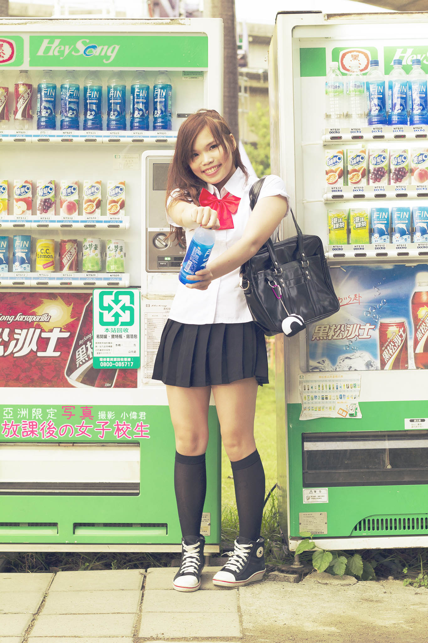 http://i.dcview.tw/gallery/201309/5b22243c076d52facb07fed864cb76bf.jpg