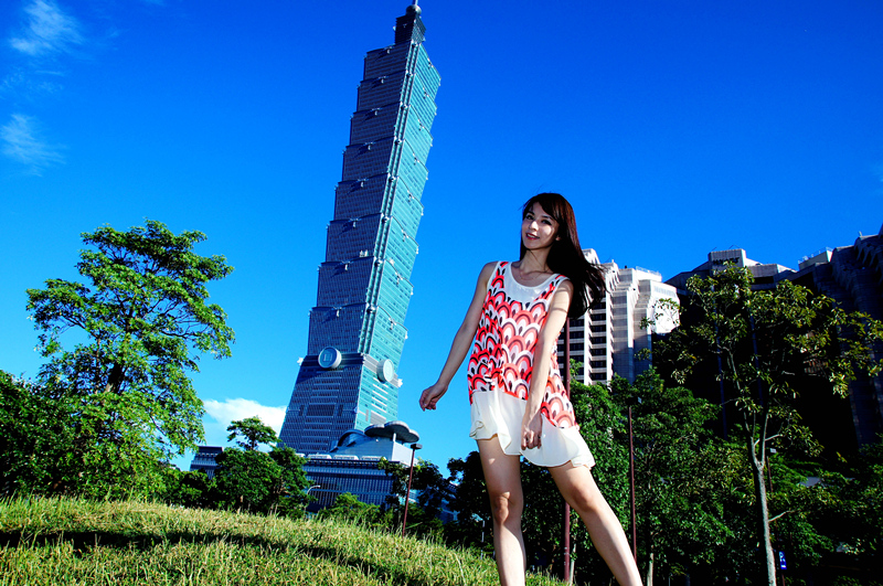 http://i.dcview.tw/gallery/201309/79c361129a3de54fdb63684b58d6aa23.jpg