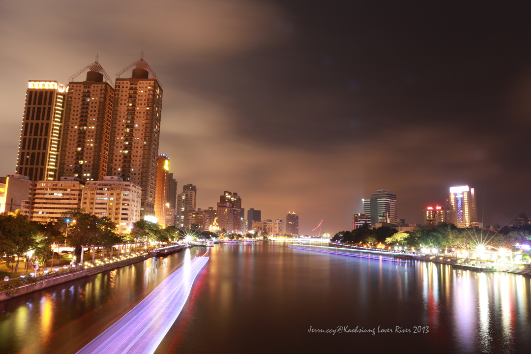 http://i.dcview.tw/gallery/201309/7bfedc3d1418eca7bb56b263973f7fd4.jpg