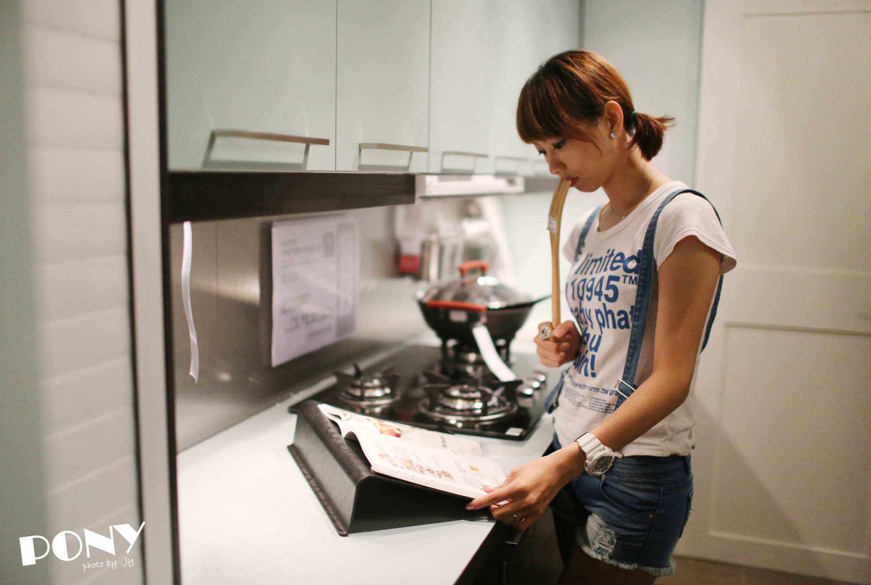 http://i.dcview.tw/gallery/201309/9dea4cad43674fe94c546627621be525.jpg