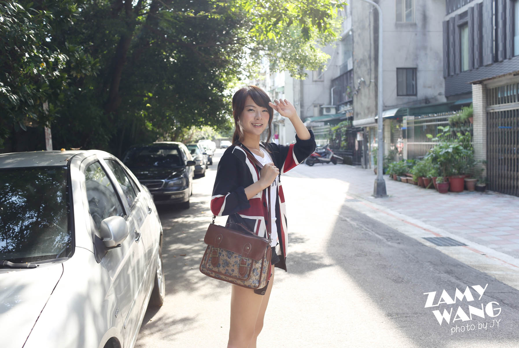 http://i.dcview.tw/gallery/201309/a7b40f9e253736c4145e0efc834b3a7d.jpg