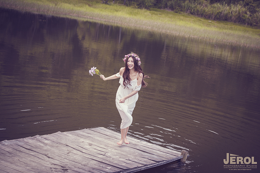 http://i.dcview.tw/gallery/201309/a93d1a293e3a3a052bba68d798adaea2.jpg