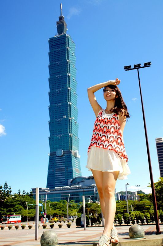 http://i.dcview.tw/gallery/201309/bc9d0286198571255be3c3cefad4be36.jpg
