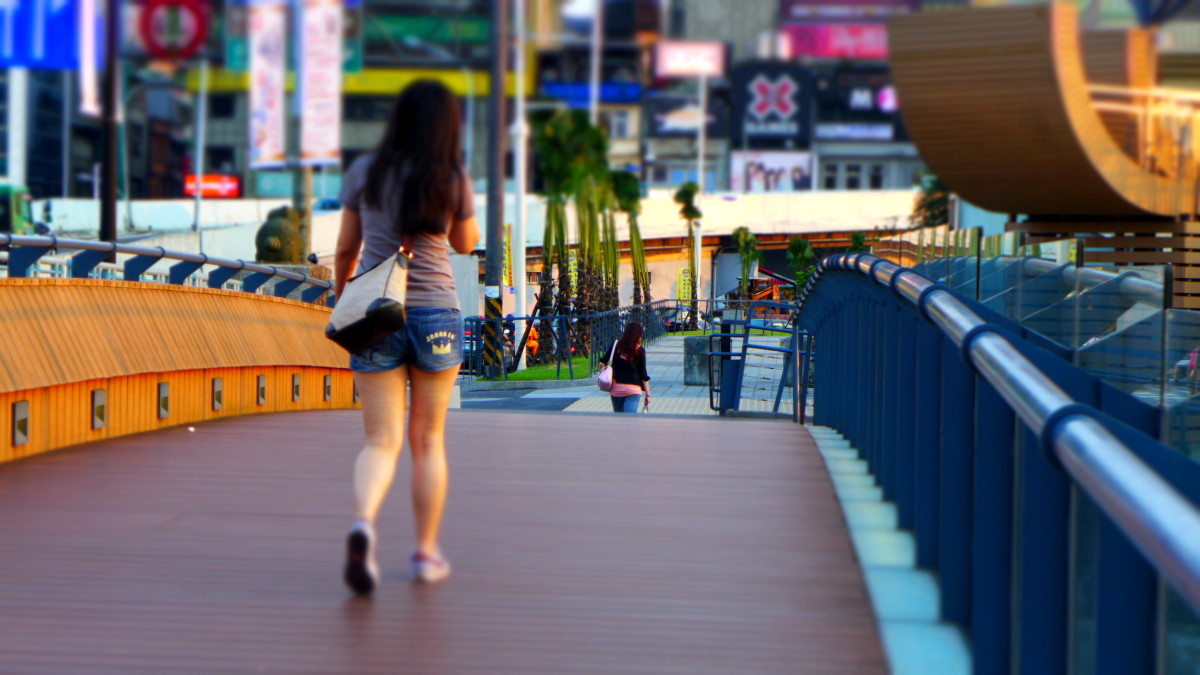 http://i.dcview.tw/gallery/201309/dbbadbfb1af4cd98ce0f2b754254f84b.jpg