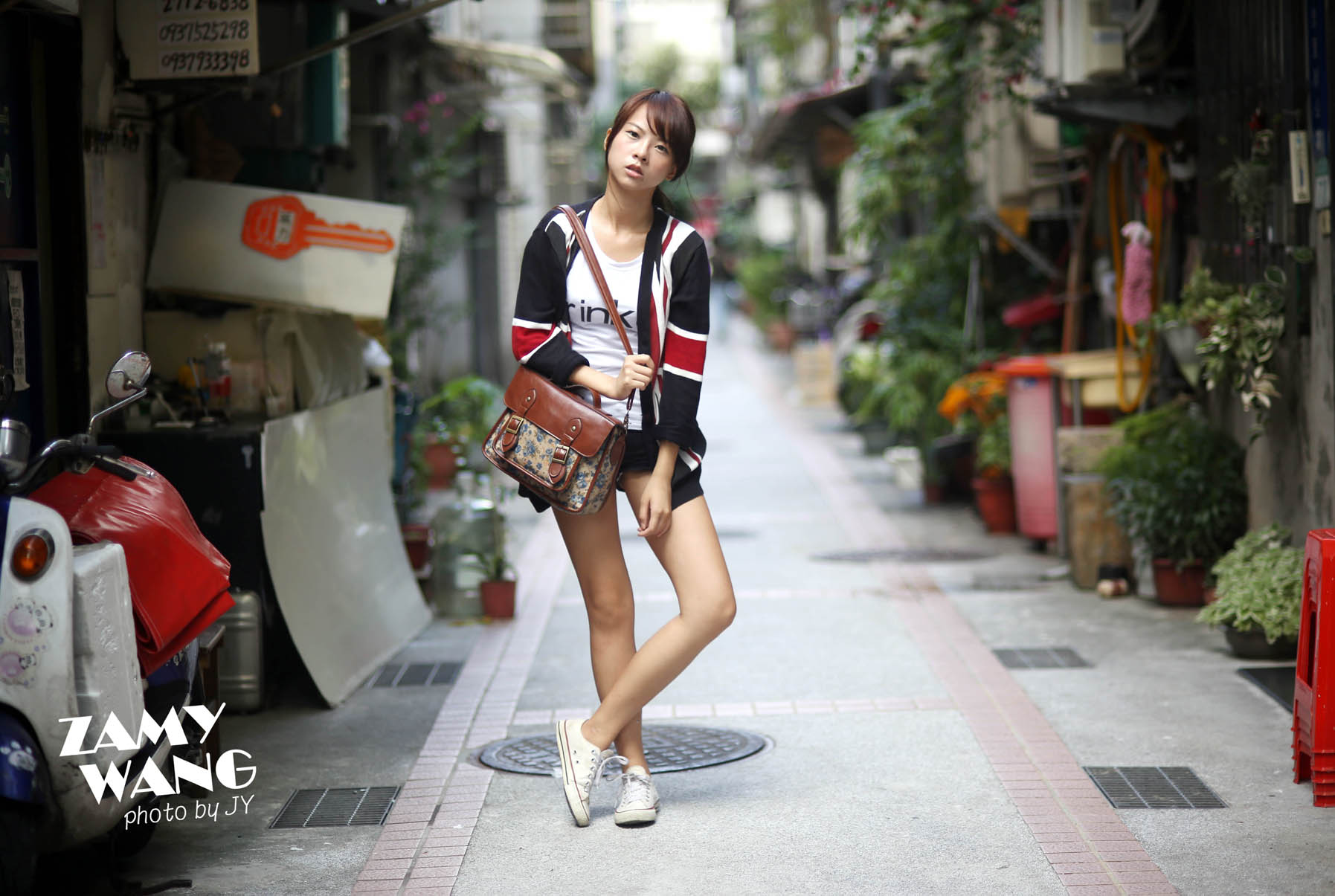 http://i.dcview.tw/gallery/201309/f0916bd47355739b3c912ba08b8abeeb.jpg