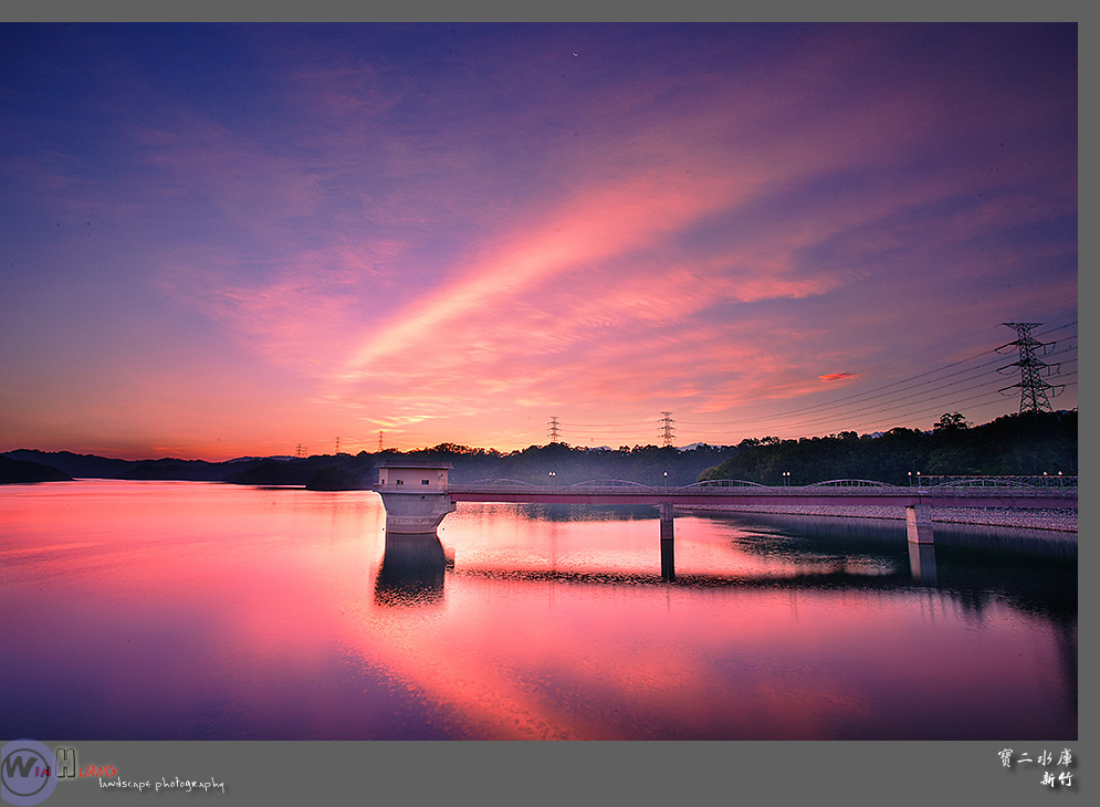 http://i.dcview.tw/gallery/201309/f889b0450a6fc517939167e4d8b2db89.jpg